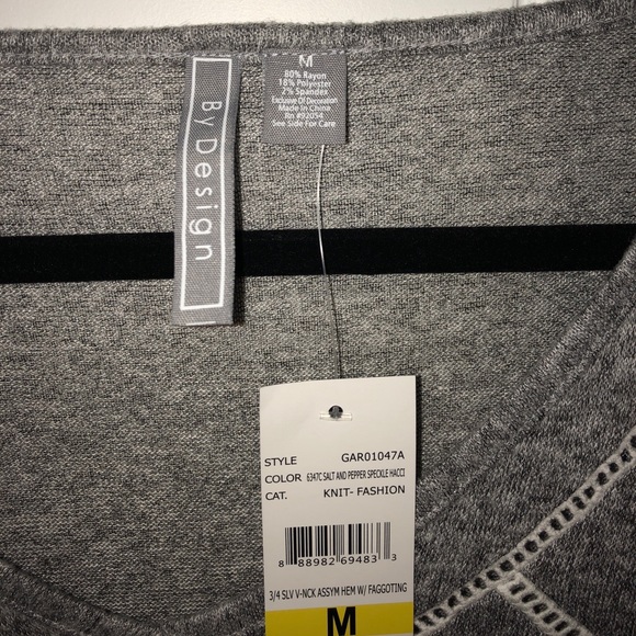 NWT Grey Flowy Dolman Sweater Size Medium - Picture 3 of 4